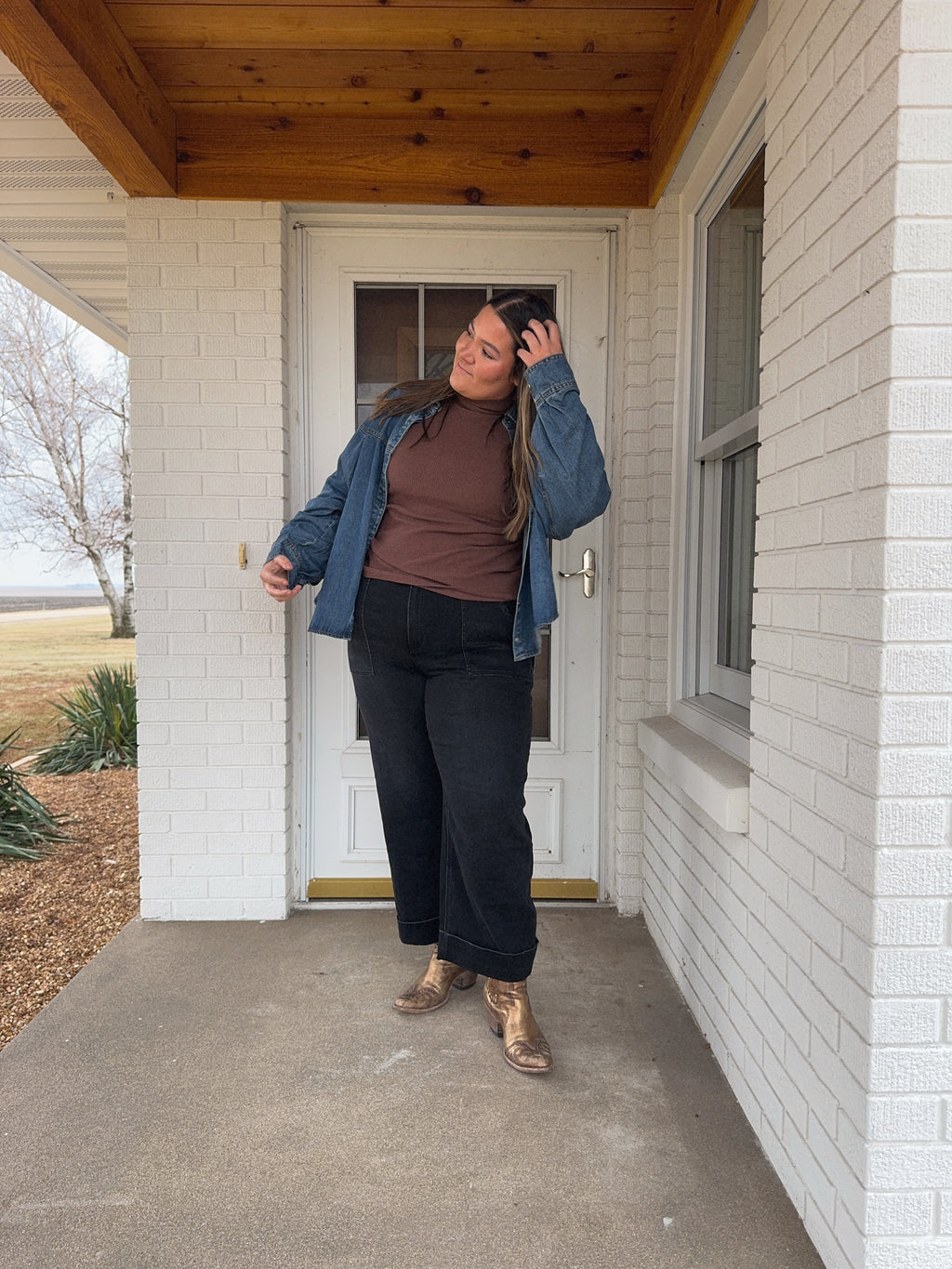 Black Cuffed Jeans [elastic waistband]